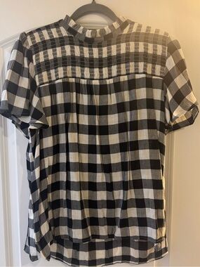 LOFT Black and White Gingham Short Sleeve Smocked Yoke Blouse